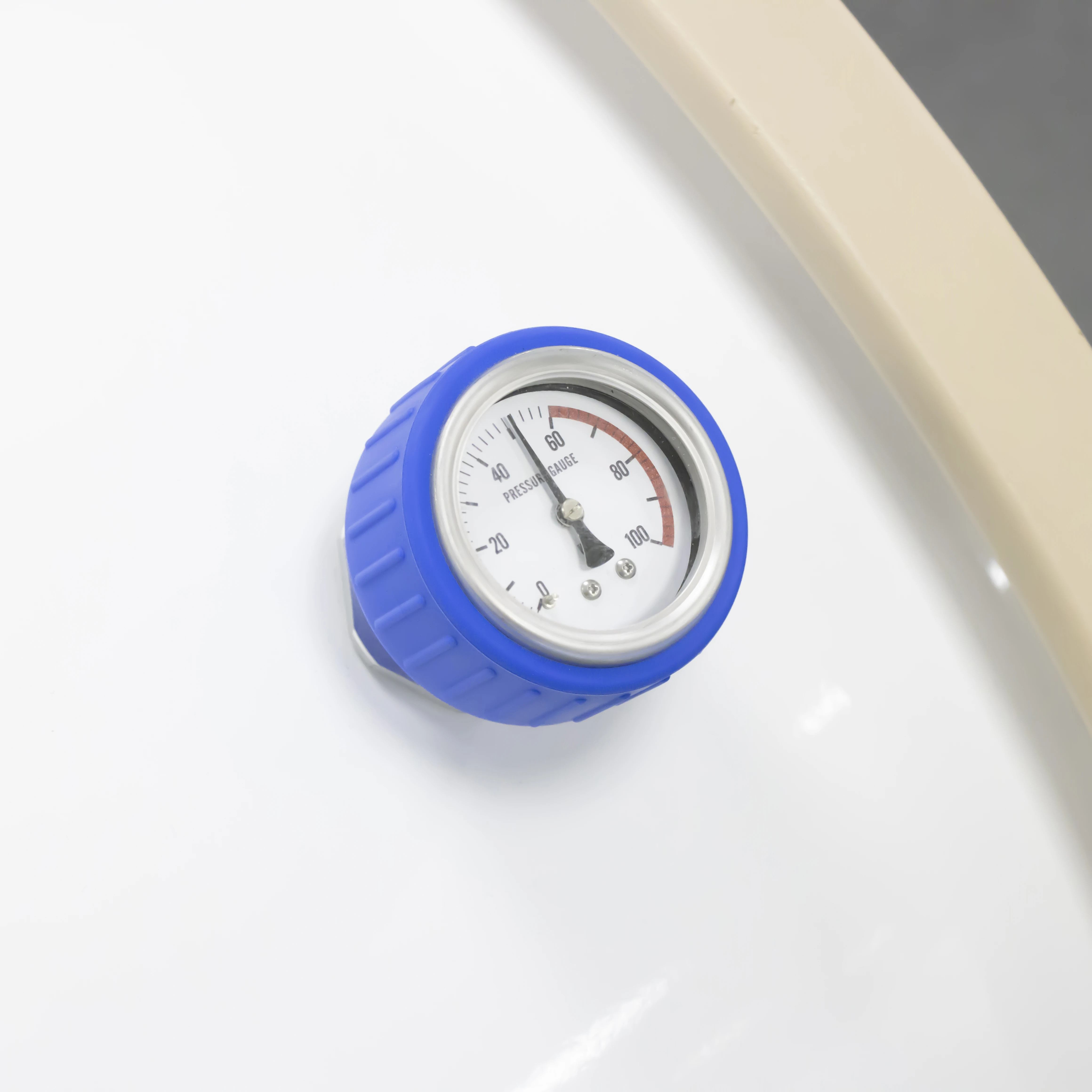 Yilong HBOT natural therapy for healthy 1.5ATA 7psi medical equipment hyperbaric oxygen chamber for health rehabilitation