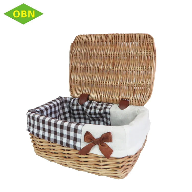 High quality Multi use sundries organizer decorative Christmas small empty gift  storage basket wicker box with lid