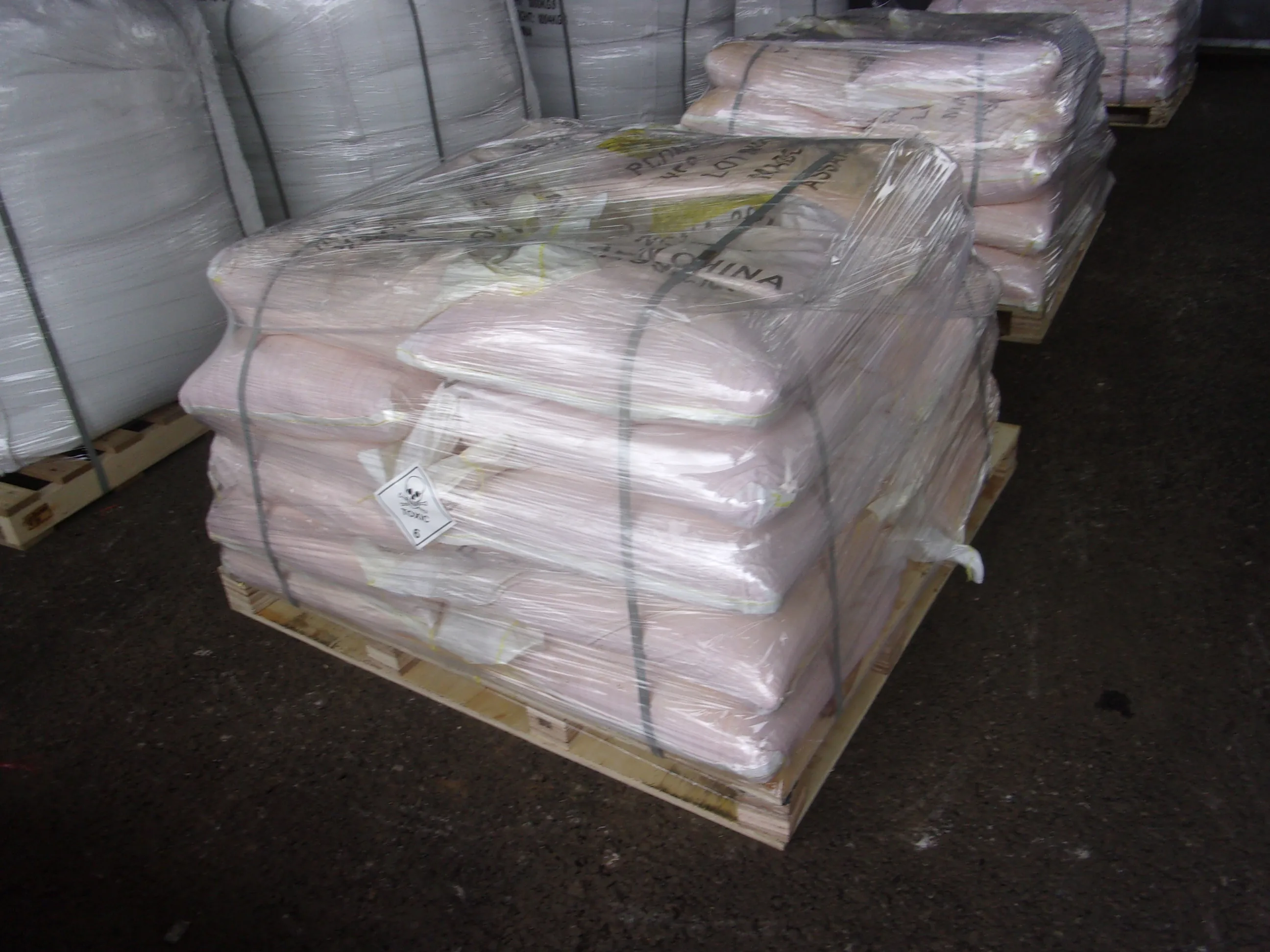 Nickel Dibutyldithiocarbamate NBC CAS 13927-77-0