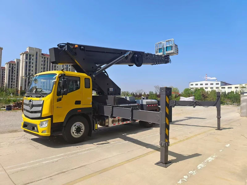 CNHTC  47m height hydraulic lifting telescopic boom folding boom aerial work truck straight arm truck curved arm truck