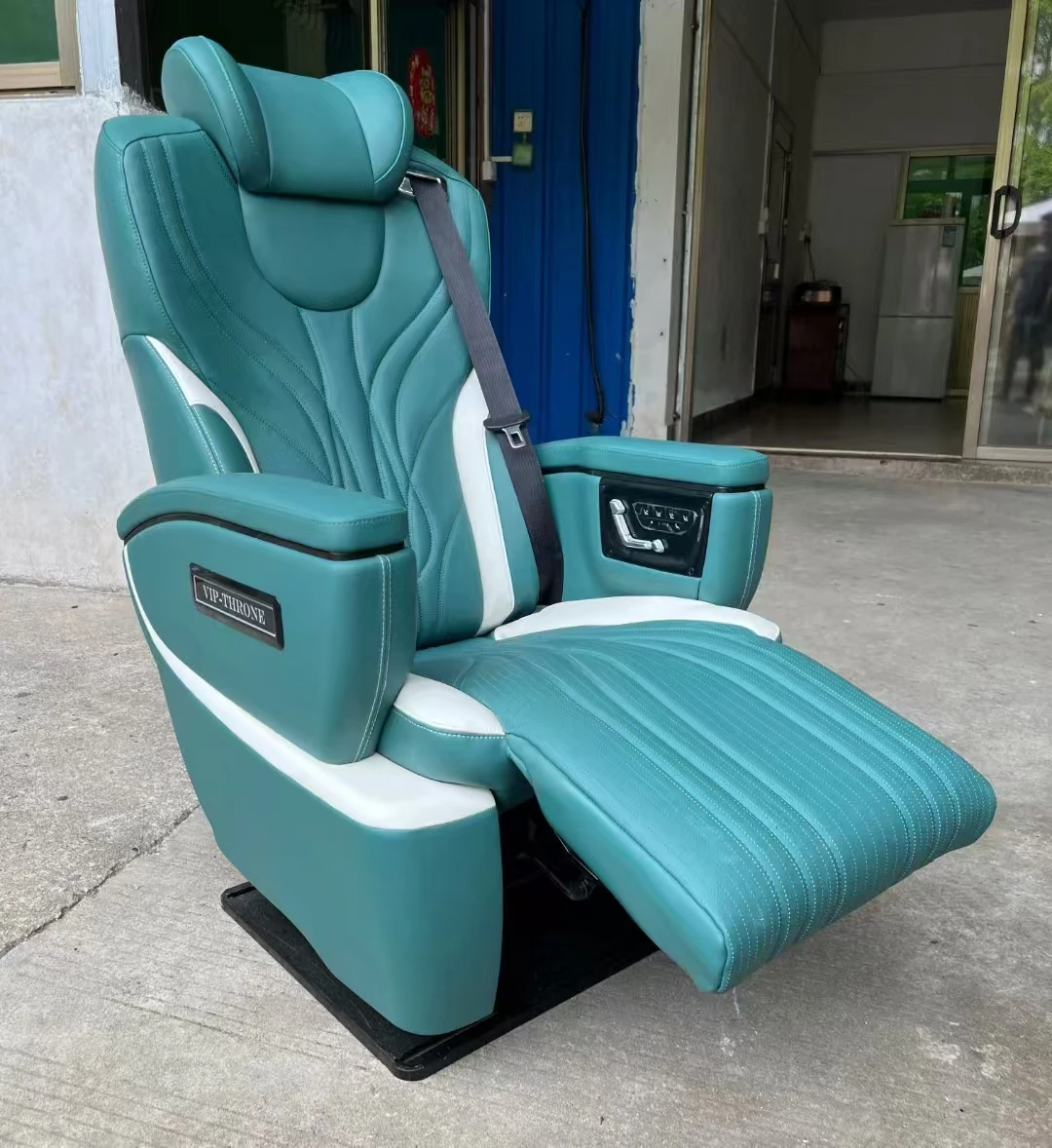 OTW-AEF4.0 Modified aftermarket custom adjustable heating universal massage luxury car seat with leg rest for toyota hiace van