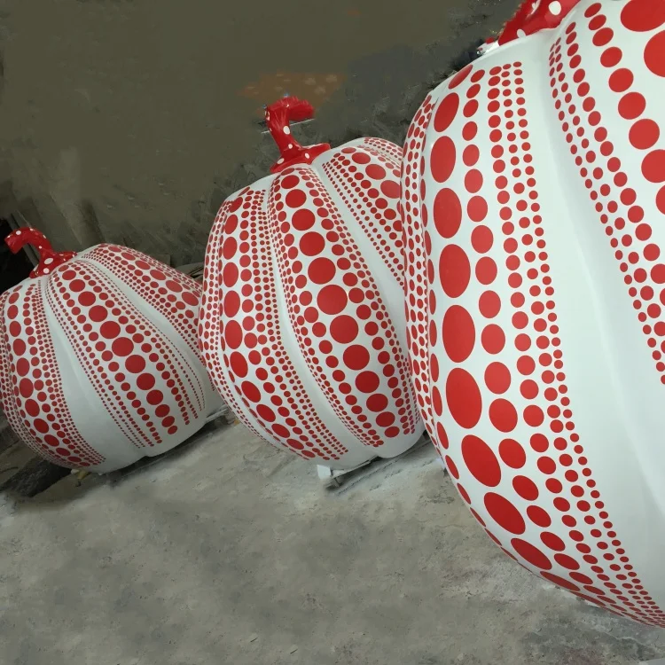 Customized beautiful Large Fiberglass Halloween Decorative Pumpkin Sculpture Halloween party decoration
