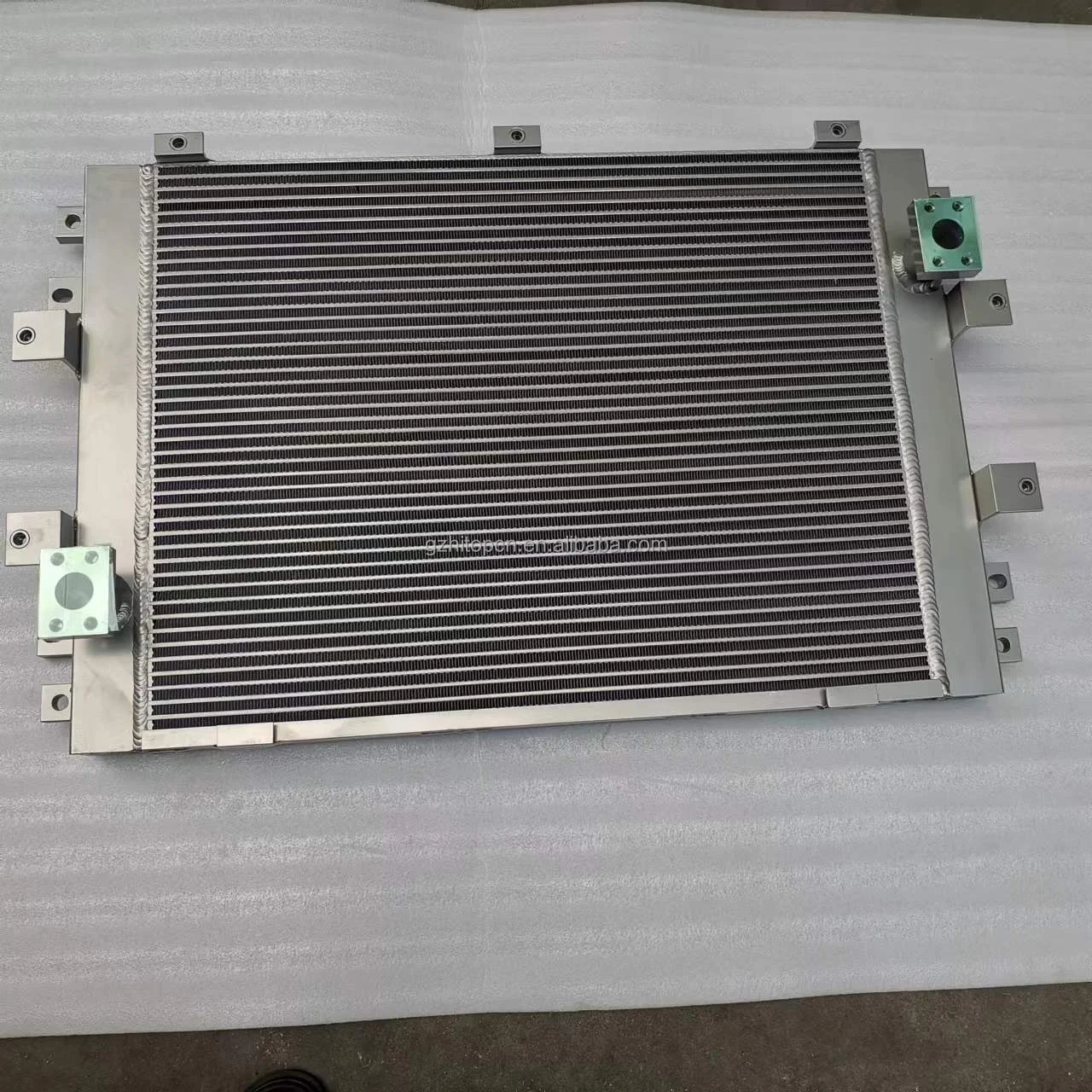 Wholesale price EC210 Radiator EC210B Hydraulic oil cooler for Volvo excavator