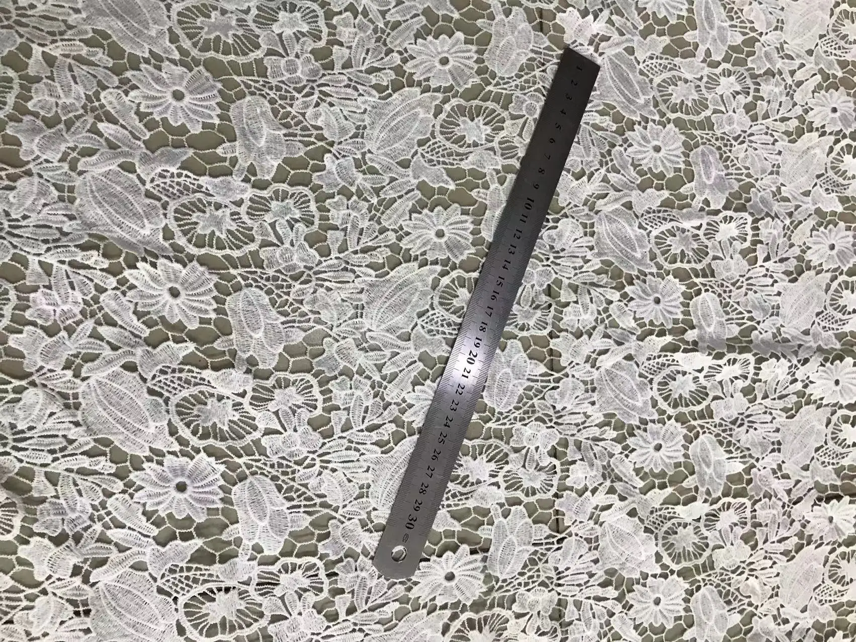 100% Polyester embroidered cloth clothing fabric color embroidered cloth hollow embroidered fabric popular embroidery fabric