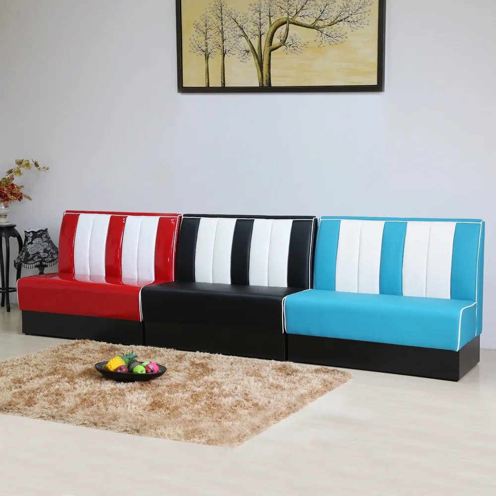 Ретро американский 50-дюймовый одноместный V-образный задний стул для ресторана с красным и белым виниловым покрытием