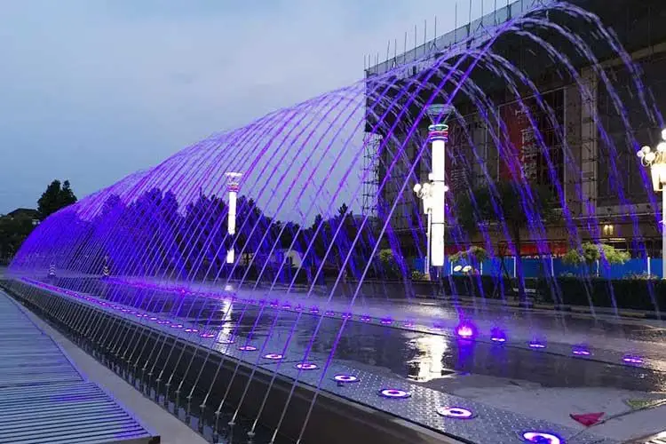 Parabolic Shapes Music Fountain Outdoor RGB LED Light Laminar Water Jet Water Fountain Jumping Flowing Fountain