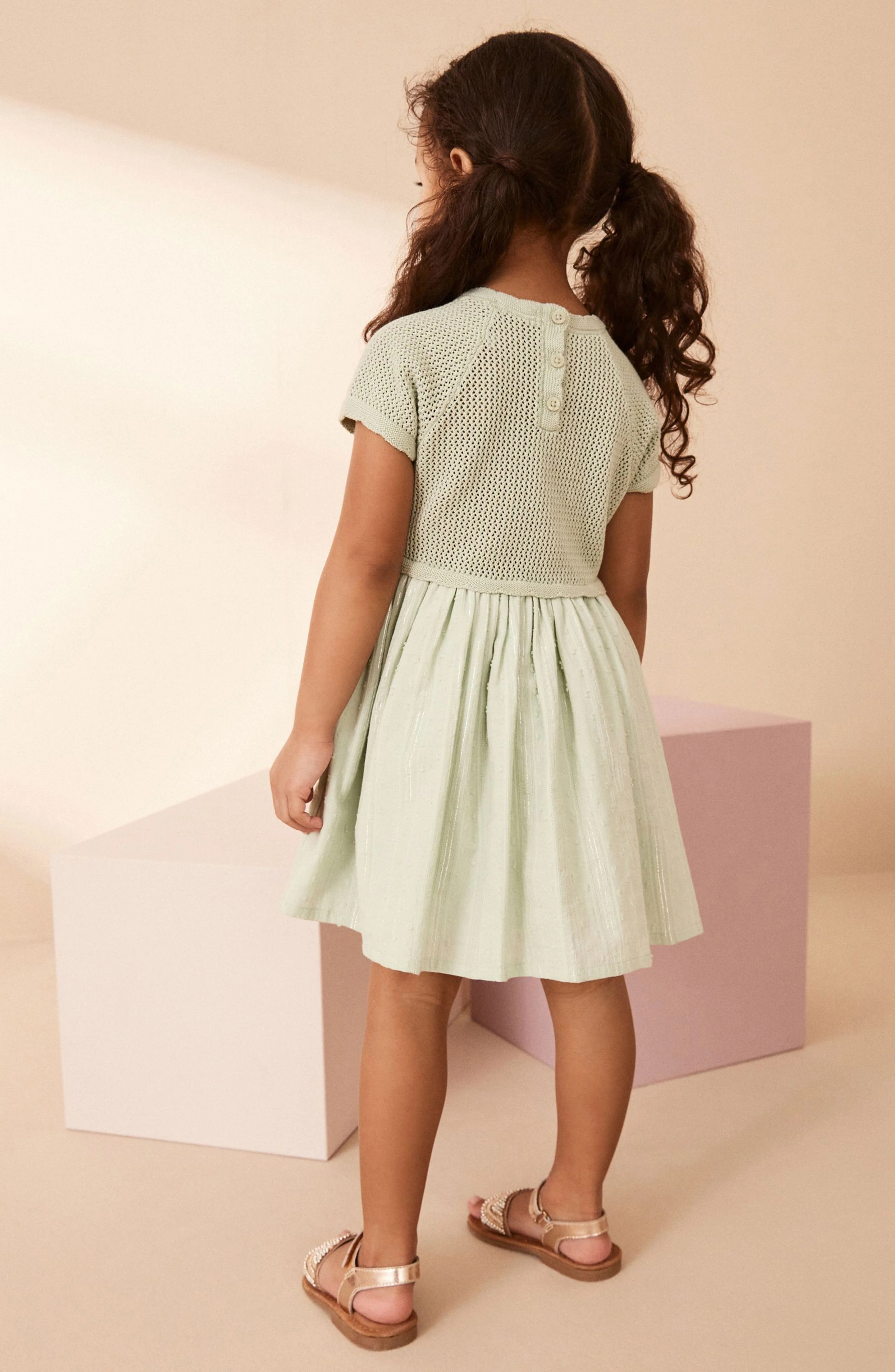 Custom Summer Floral Cotton Crochet Fit & Flare Baby Girls Dress Button Closure Bodice Children Frocks Clothing Kids Dresses