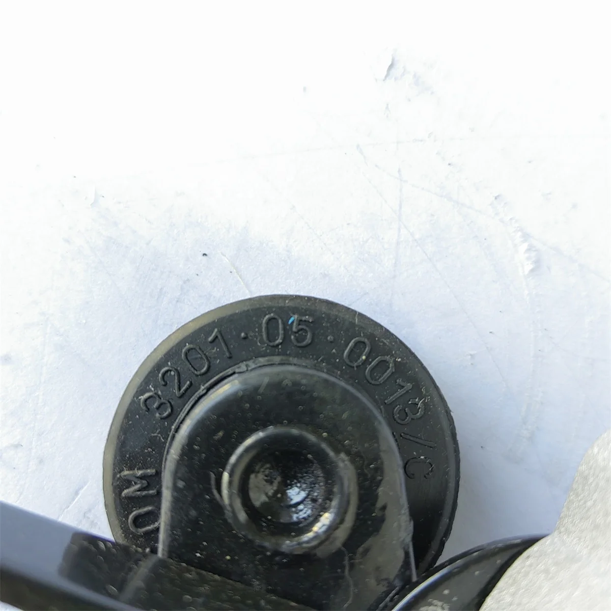 3201.05.1005/C Elevator Landing Door Lock Right Open 1PC