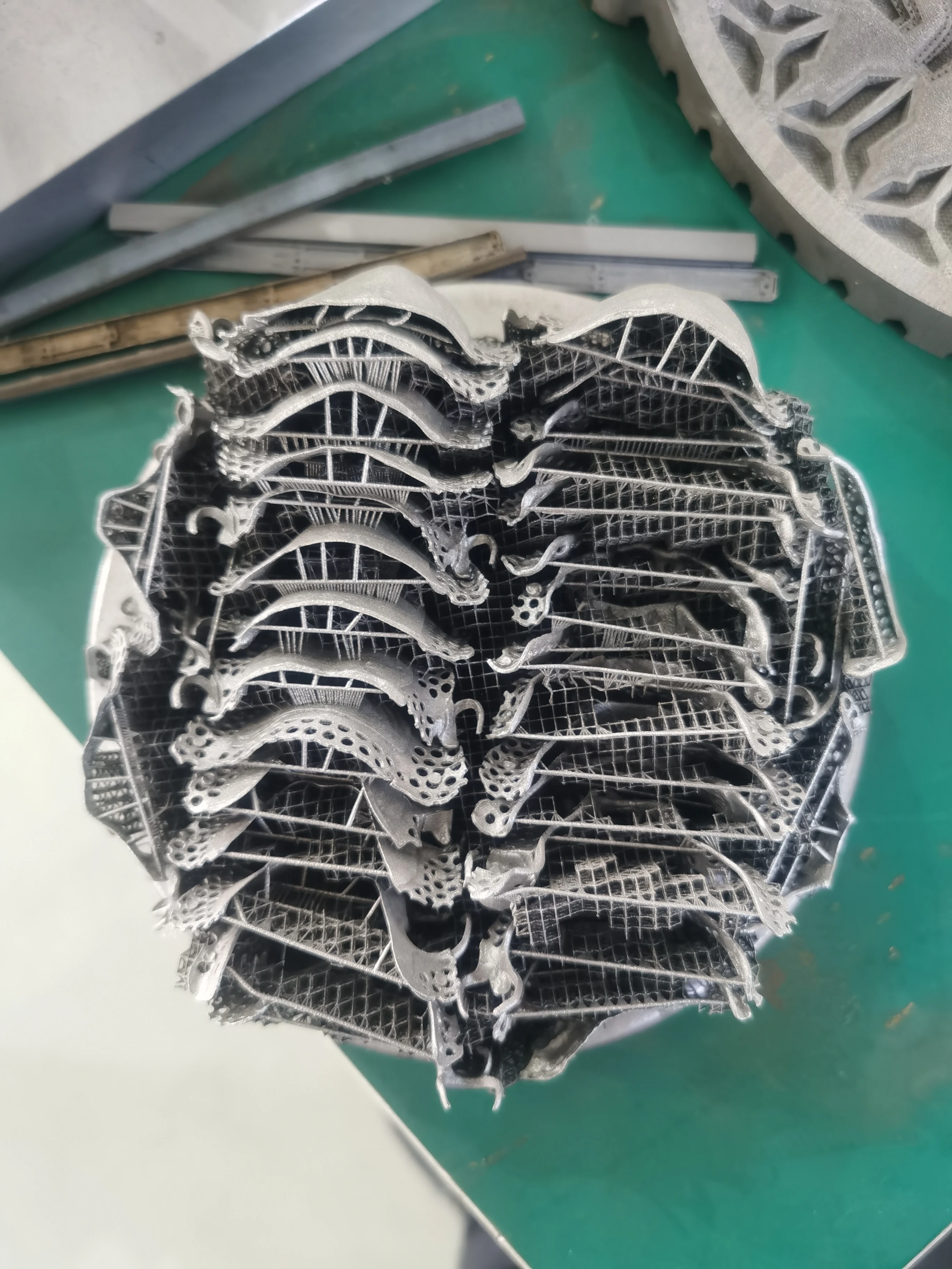 High Accuracy  M150 Metal 3D Printer Printing Size 140*180*100mm metal 3d printer Customizable Logo