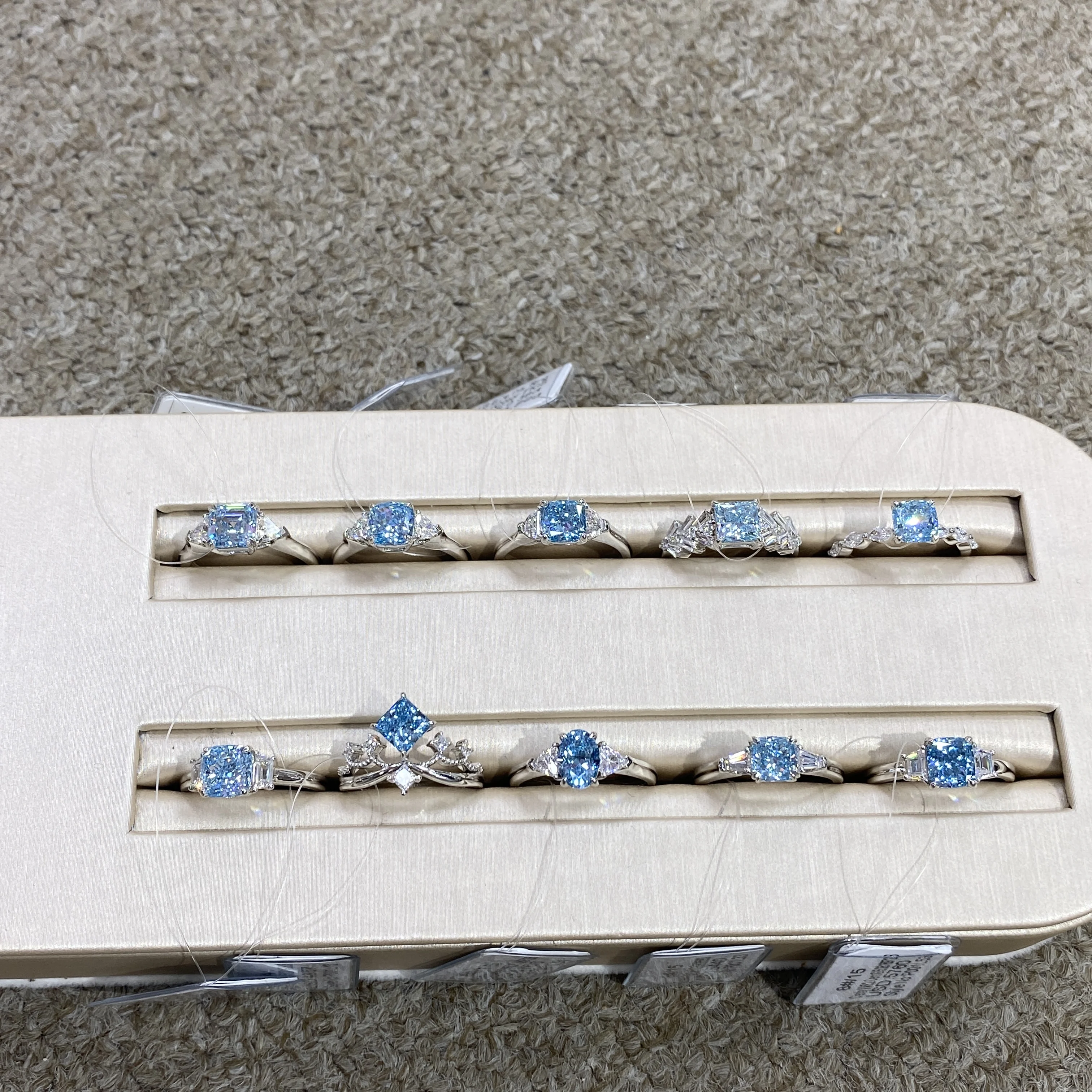 18K White Gold Set With Laboratory Created 1.6ct Synthetic Blue Oval Cut Diamond Ring Certified By IGI