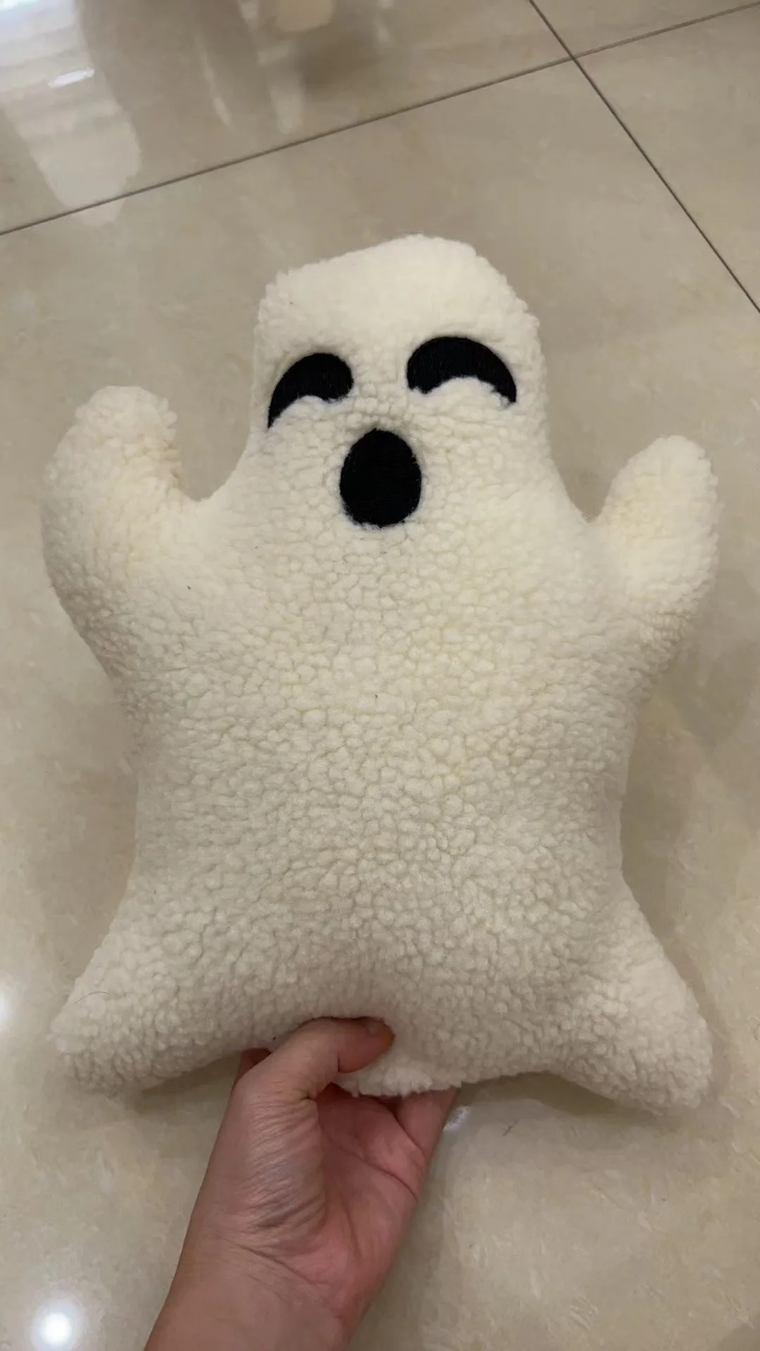 New Trending stuffed animal Ghost toy Halloween Throw Pillow Ghost Plush Toys for Festive