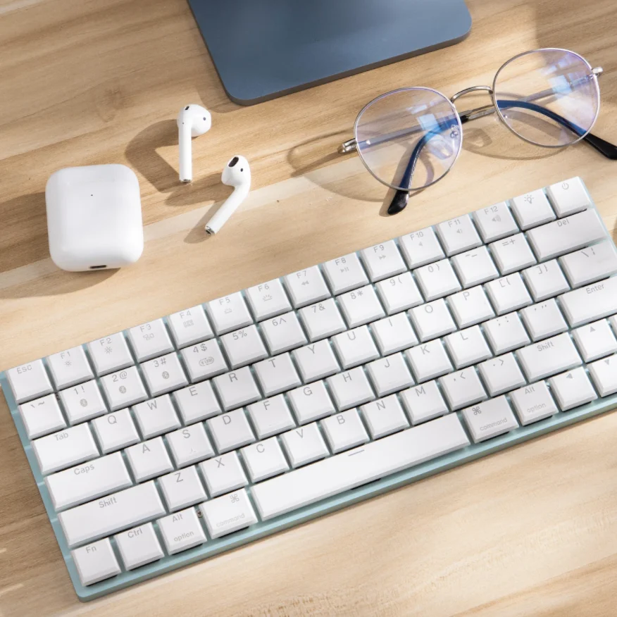 RGB Backlight Hot Swap Axis Ultra-thin Mechanical Keyboard