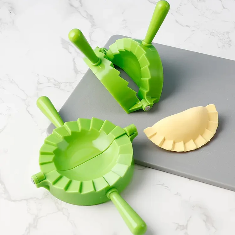 Пластиковая форма для пельменей