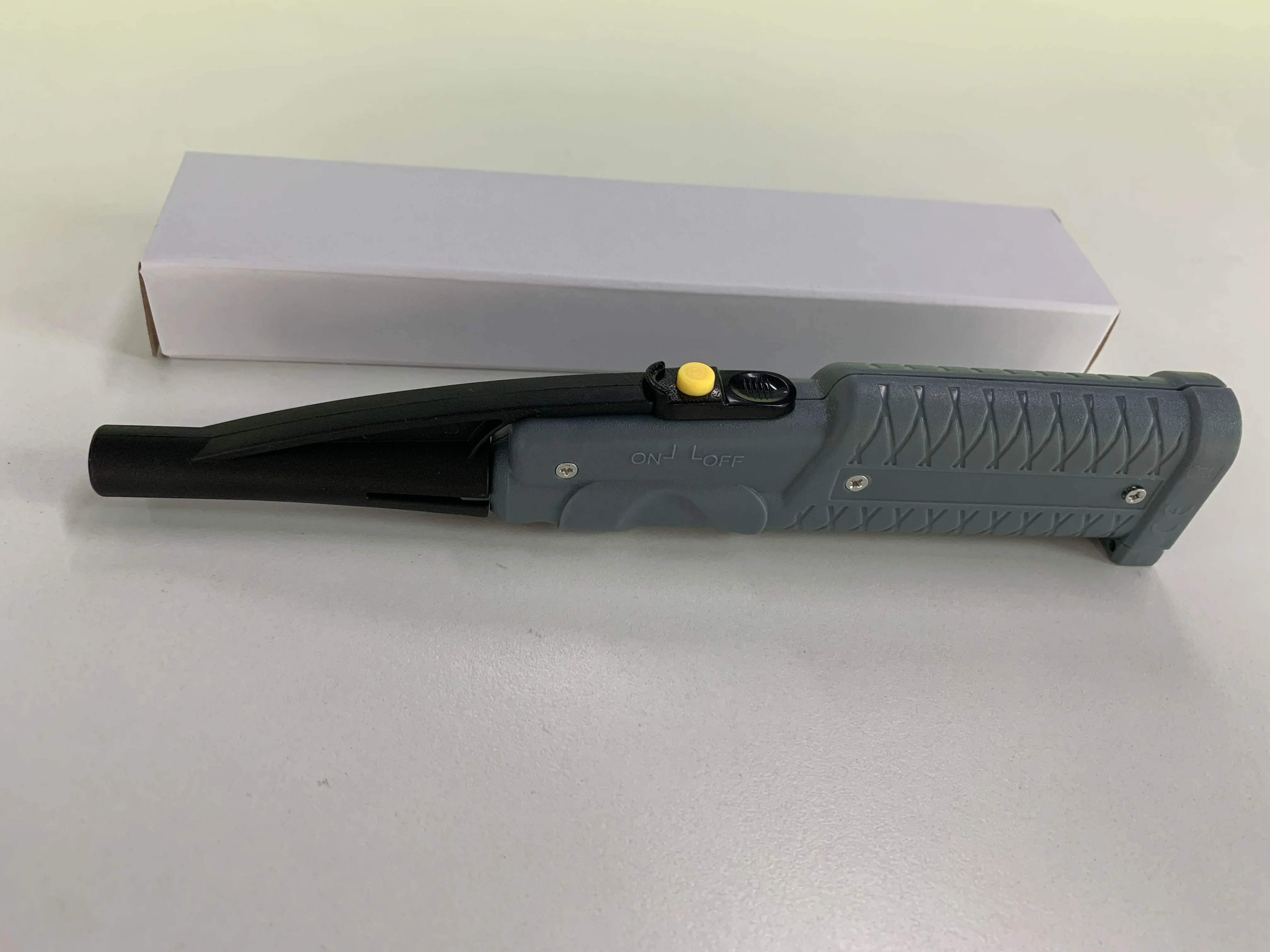 Battery Soldering Iron for Wood Flooring Wax Melted Floor Fix Wood Holes/Scratches on Laminate/Parquet/vinyl Floor Repair Kit