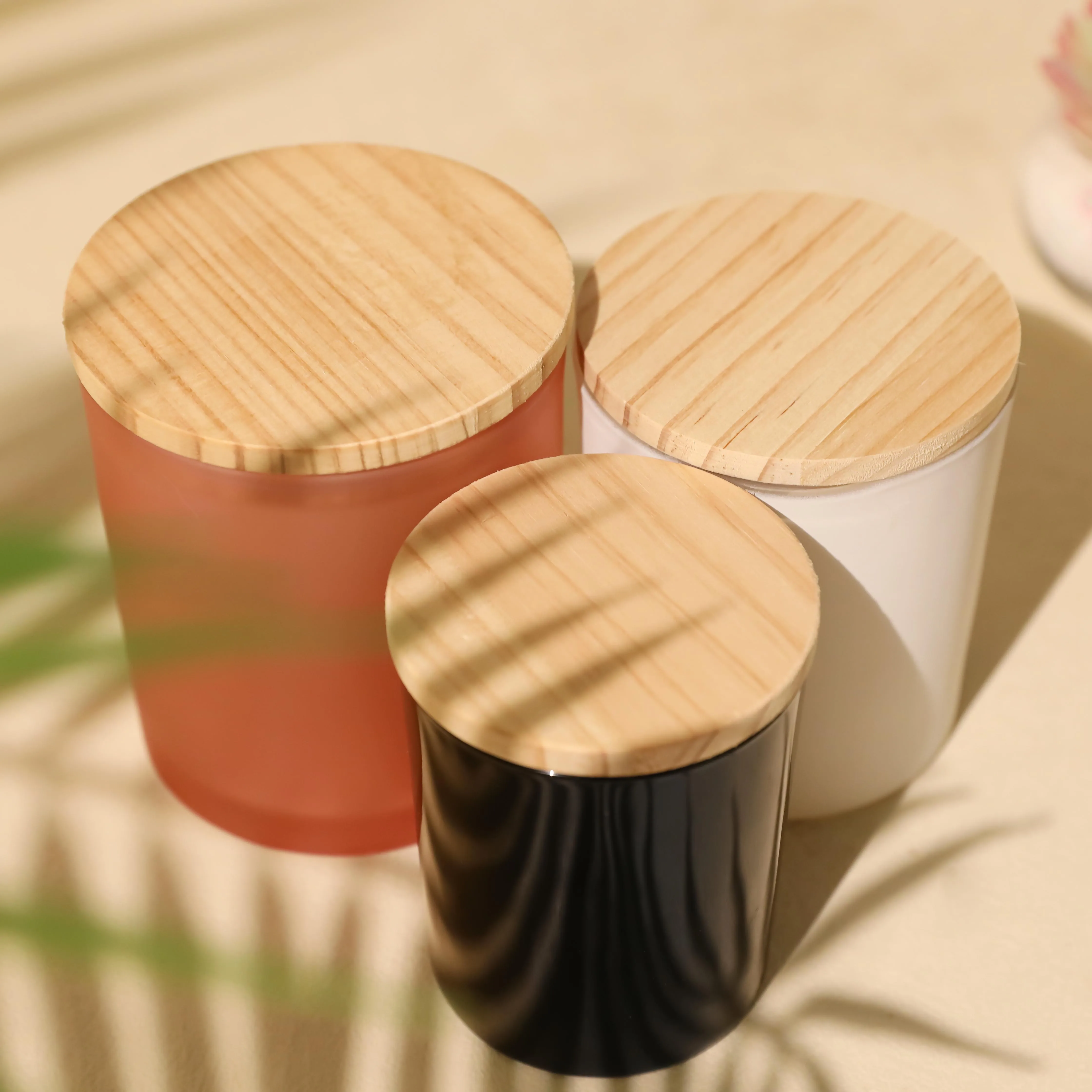 High quality luxury black glass candlesticks glass candle cans with lids for home decoration