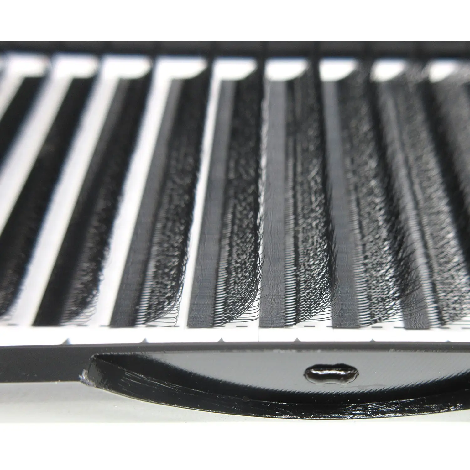 0.03C four-leaf clover 4D one-second flowering grafted eyelashes soft and free to take hair without loose roots