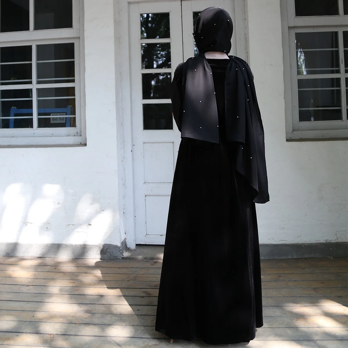 New design black velvet Muslim women dresses with lace 2020