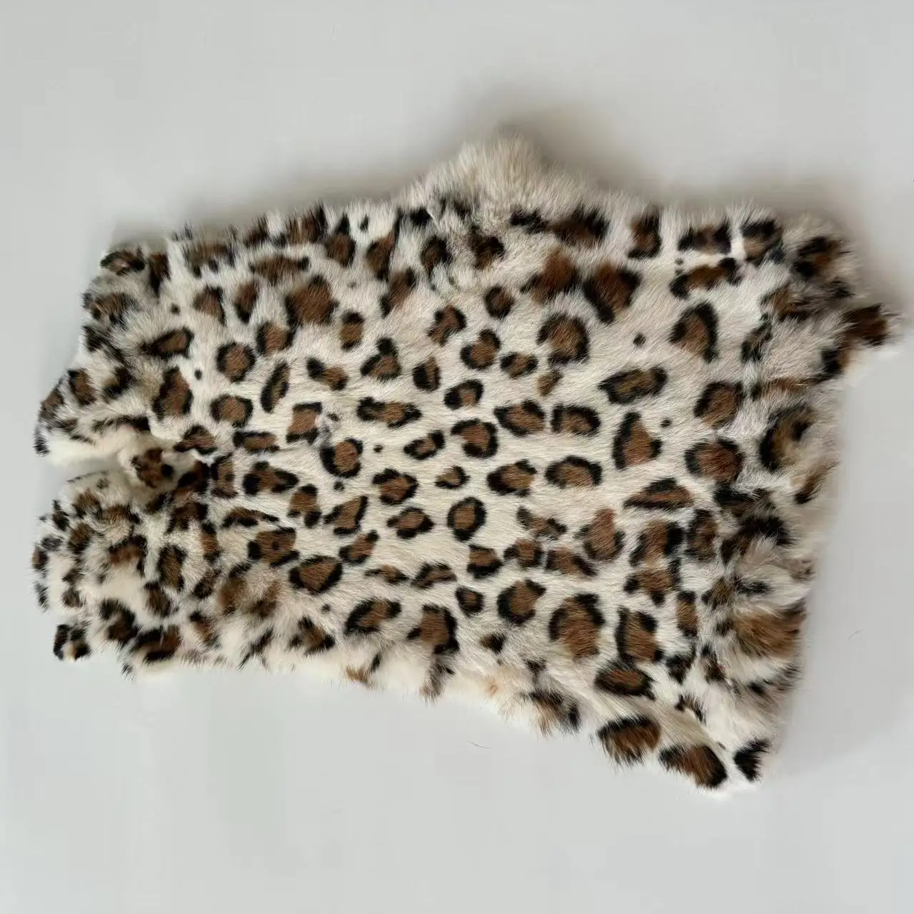 Factory price Wholesale Colorful  Rabbit Fur skin dyed color skin