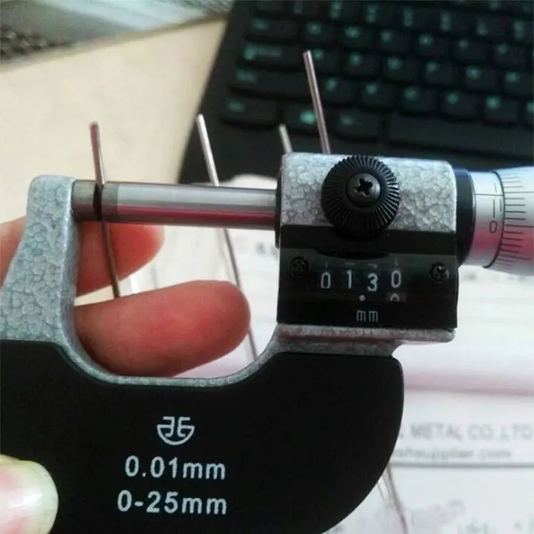 Hot Sale 5m Long Plastic Pigeon Control Spikes Anti Bird Spikes for Bird Deterrent