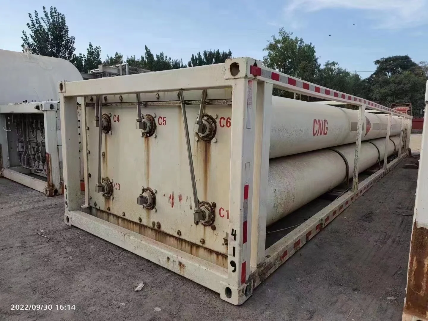 Factory Price 3 Axles8  9   10 Bundle Tube Skid Container used CNG Long Tube Tank Semi Trailer