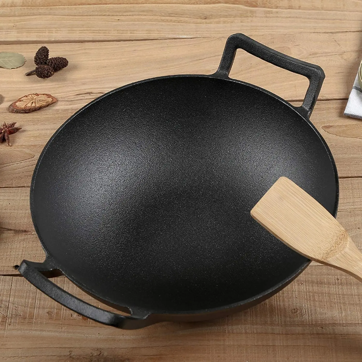 Best Price Black Non Stick Big Woks Cast Iron Pre Seasoned Wok With Double Ears Cast Iron Cookware Wok