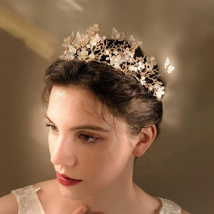 Wholesale custom fashion crowns for bouquets Hot sale metal crowns of pearl alloy butterfly and flower crown headband