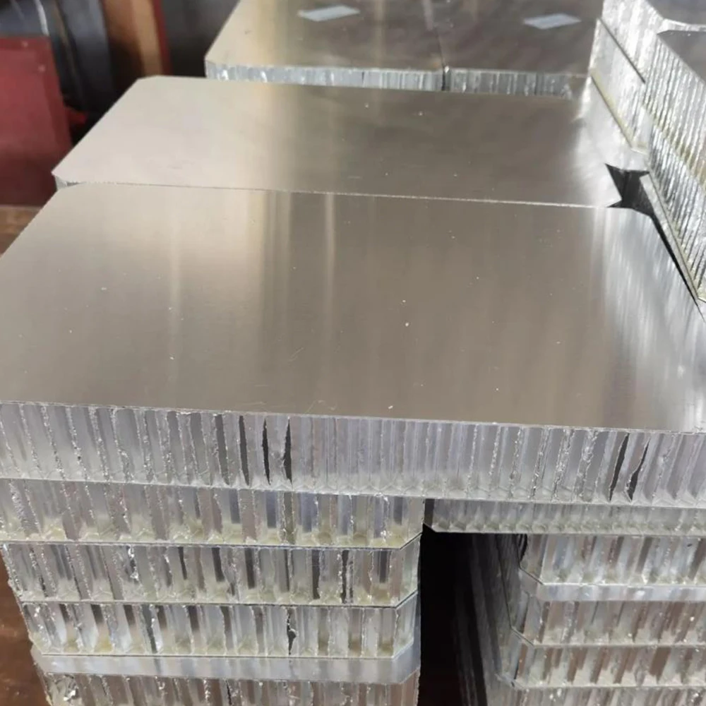 Aluminum honeycomb composite panel manufacturers direct all aluminum honeycomb core is suitable for Oil Tank Floating Roof