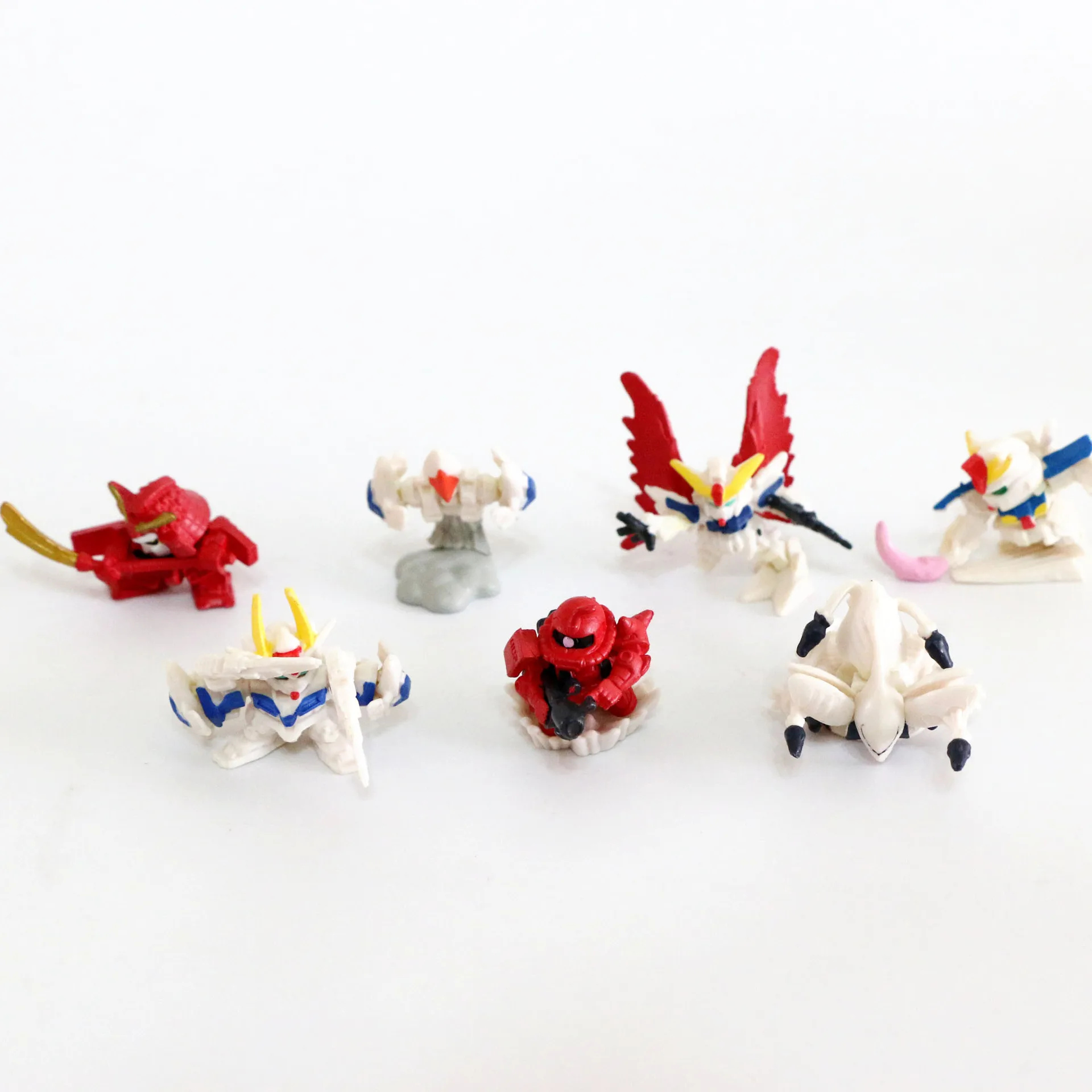 Mini genuine  Gundam Capsule Toy doll suitable for 45 cm micro landscape accessories
