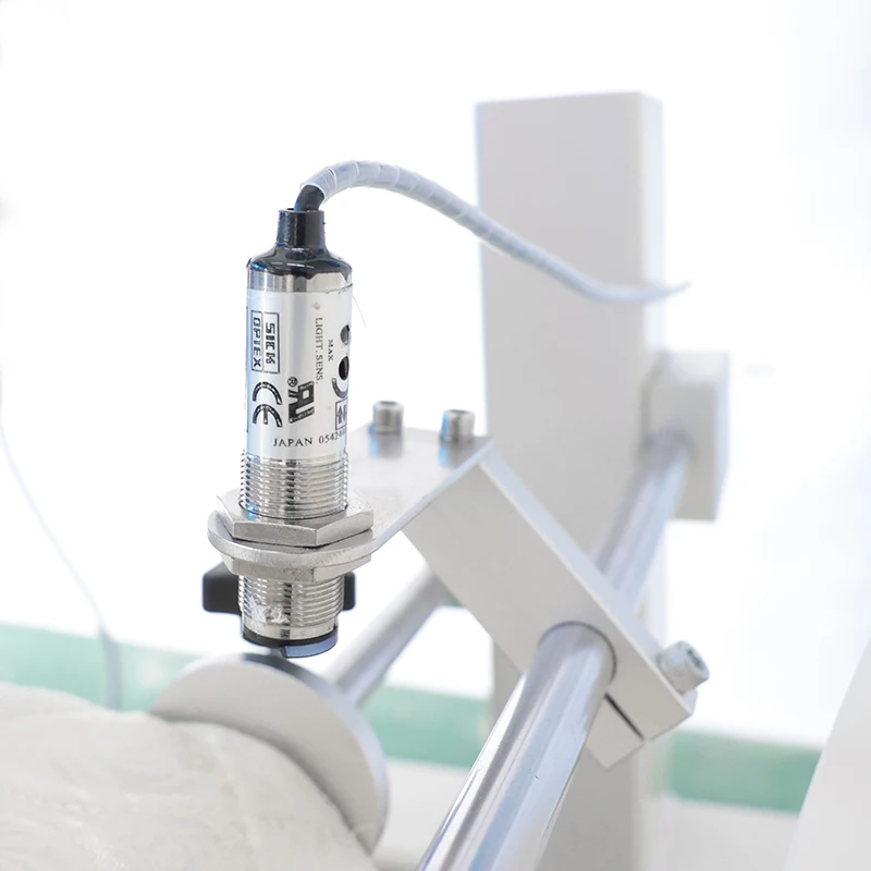 Высокая скорость матрас швейная машина XDB-QD автоматический матрас материал маркировки и резки с высокой точностью