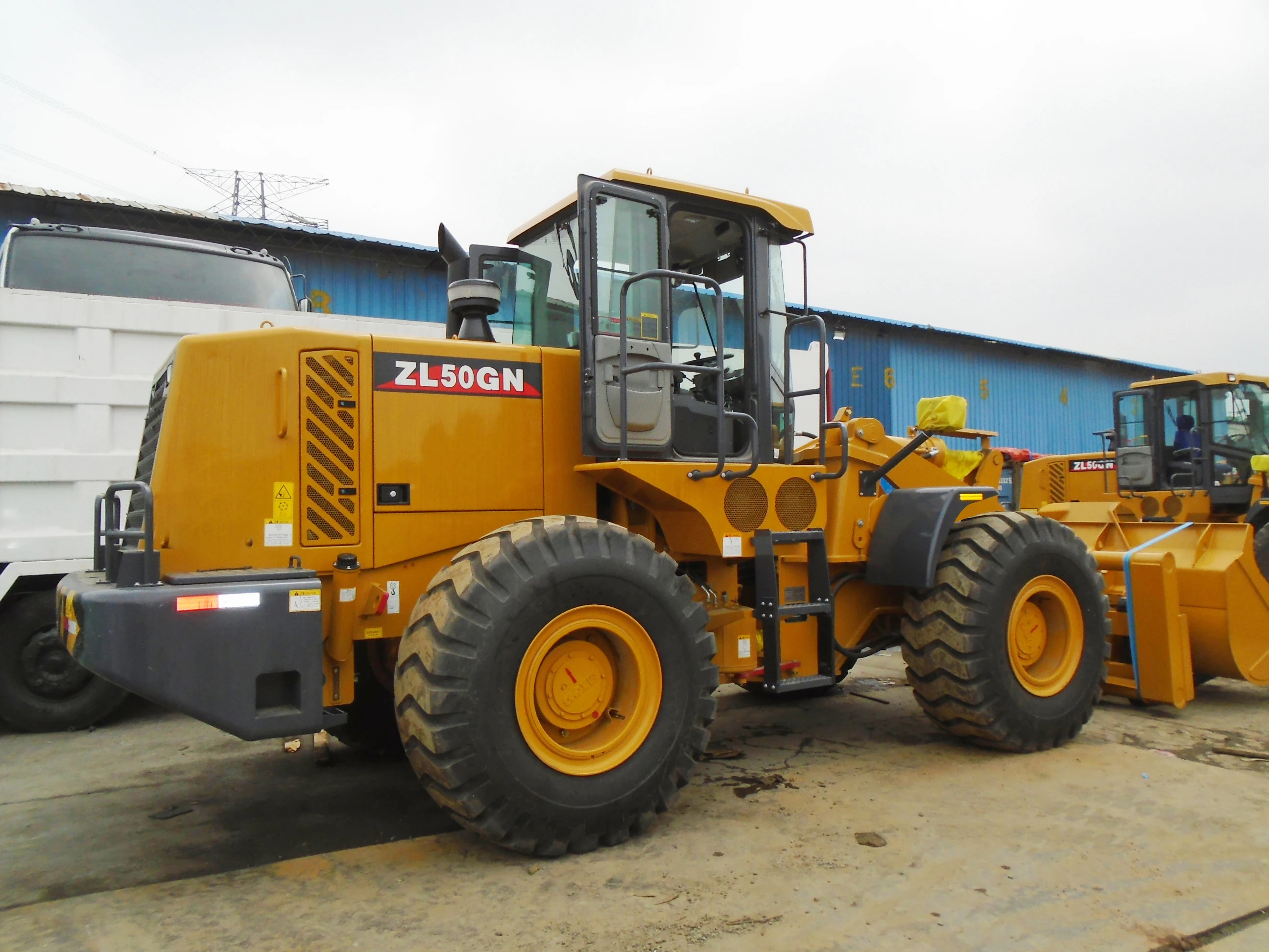 Lonking CDM 863 6.5ton 4.2m3 178kW гидравлический погрузчик для снега