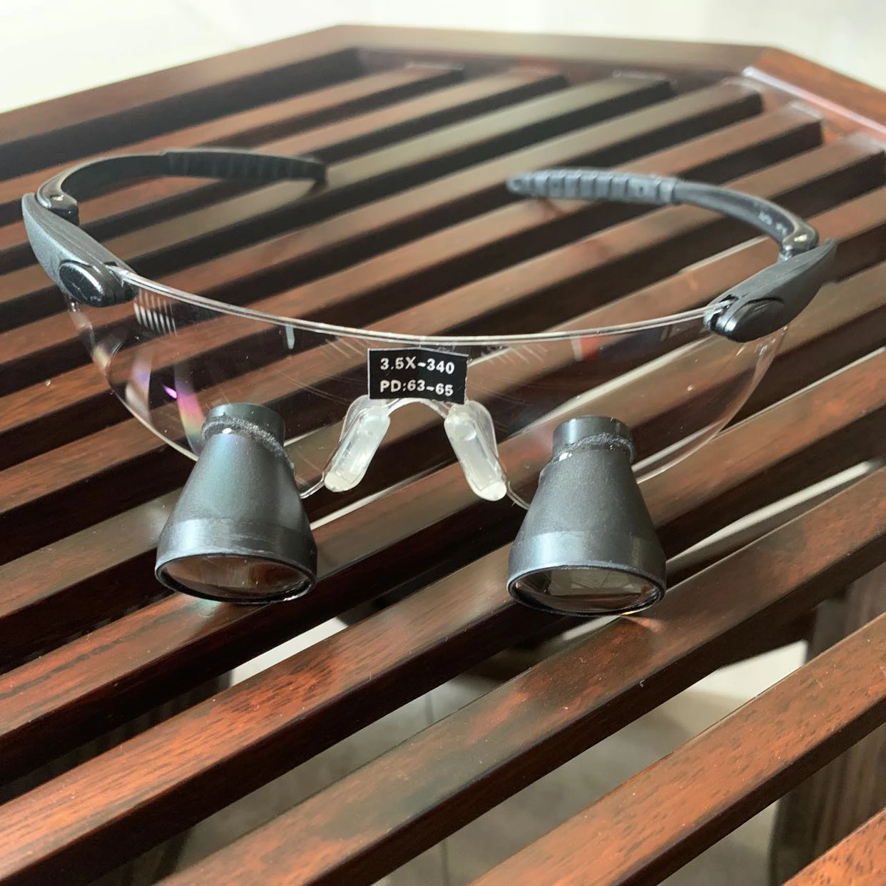 TTL dental loupes import plastic frame 2.5X dentist loupes 340-550mm working disance with wholesale dental loupe price