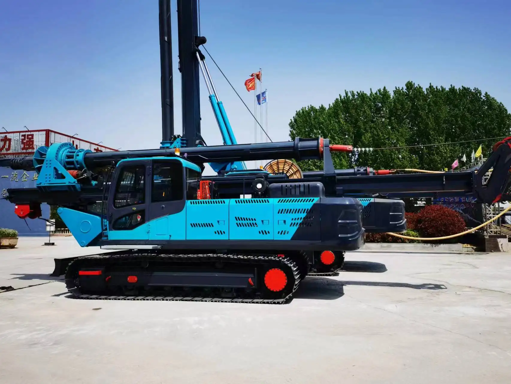 280d 250 bauer bg28 bg46 буровая установка