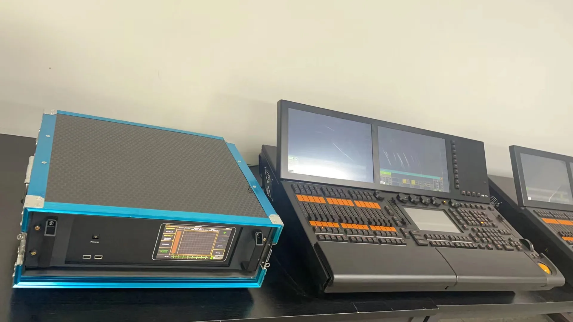 DMX512 Stage Light Controller Grand MA2 two screens Lighting Console MA Controller