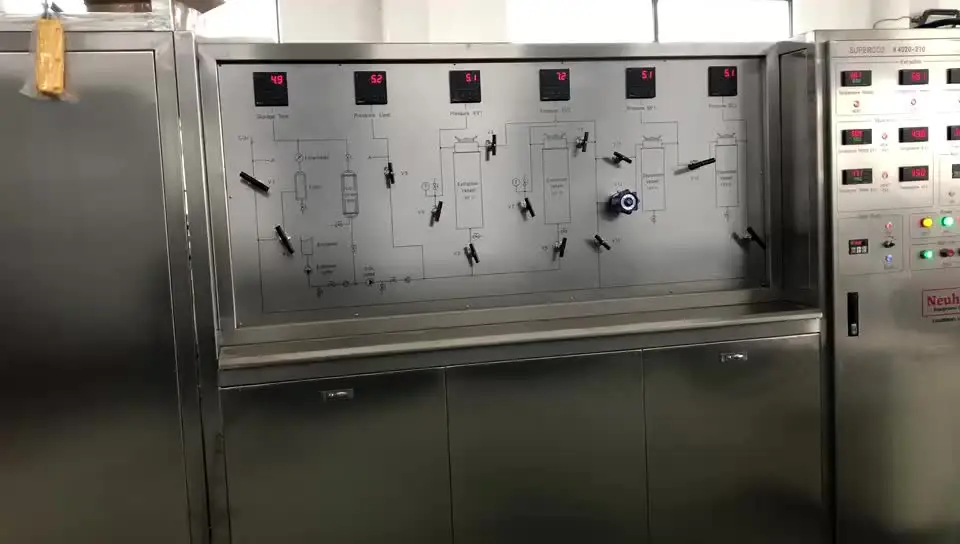 High-Performance Products Co2 Extractor Supercritical Extraction for Plant Extraction