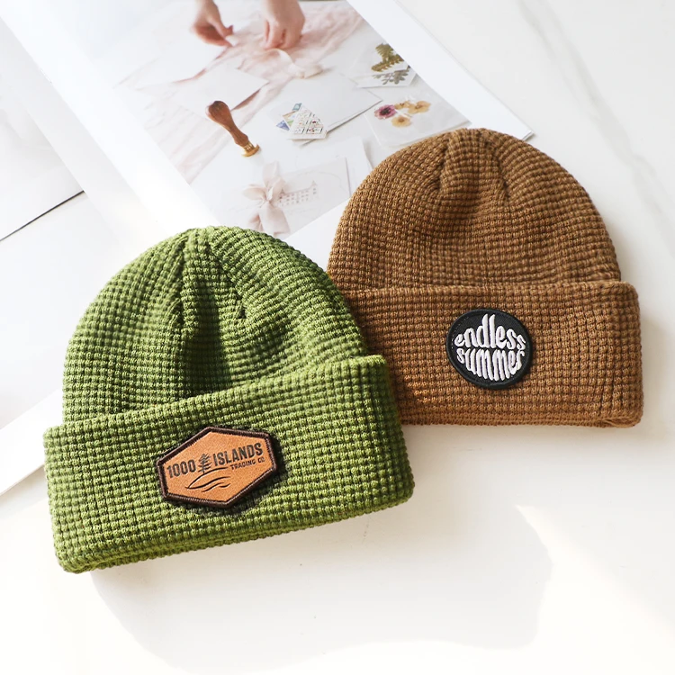 Hengxing unisex knitted hats warm customised mens winter waffle beanies with custom logo embroidery