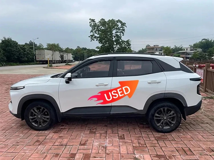 Hot Sale Used Mini Car Wuling Baojun RS-3 Car Smart Suv Wuling 1.5L Cheap Mini Gasoline Cars for Adults