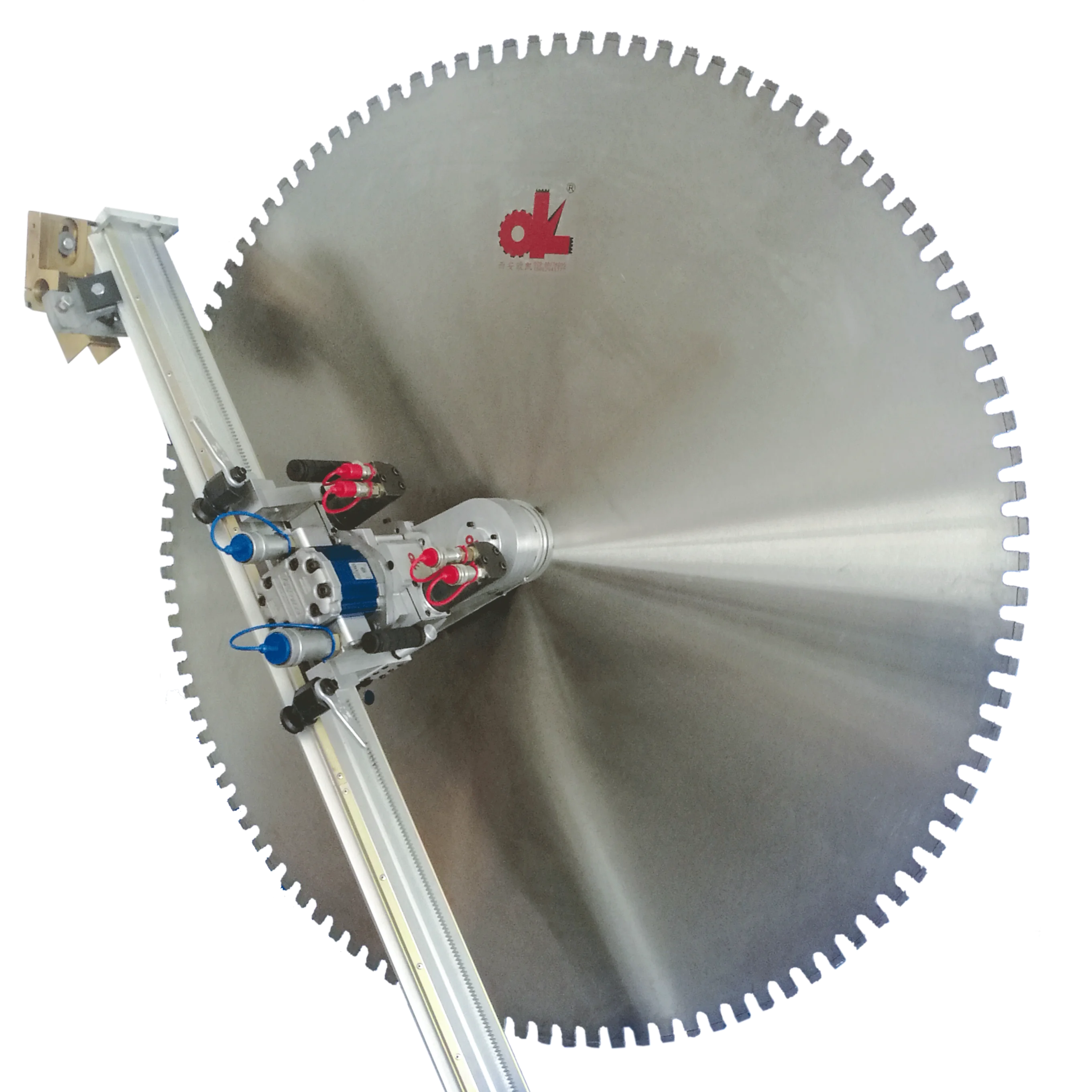 Automatic rope-tightening hydraulic diamond wire saw machine for reinforced concrete cutting