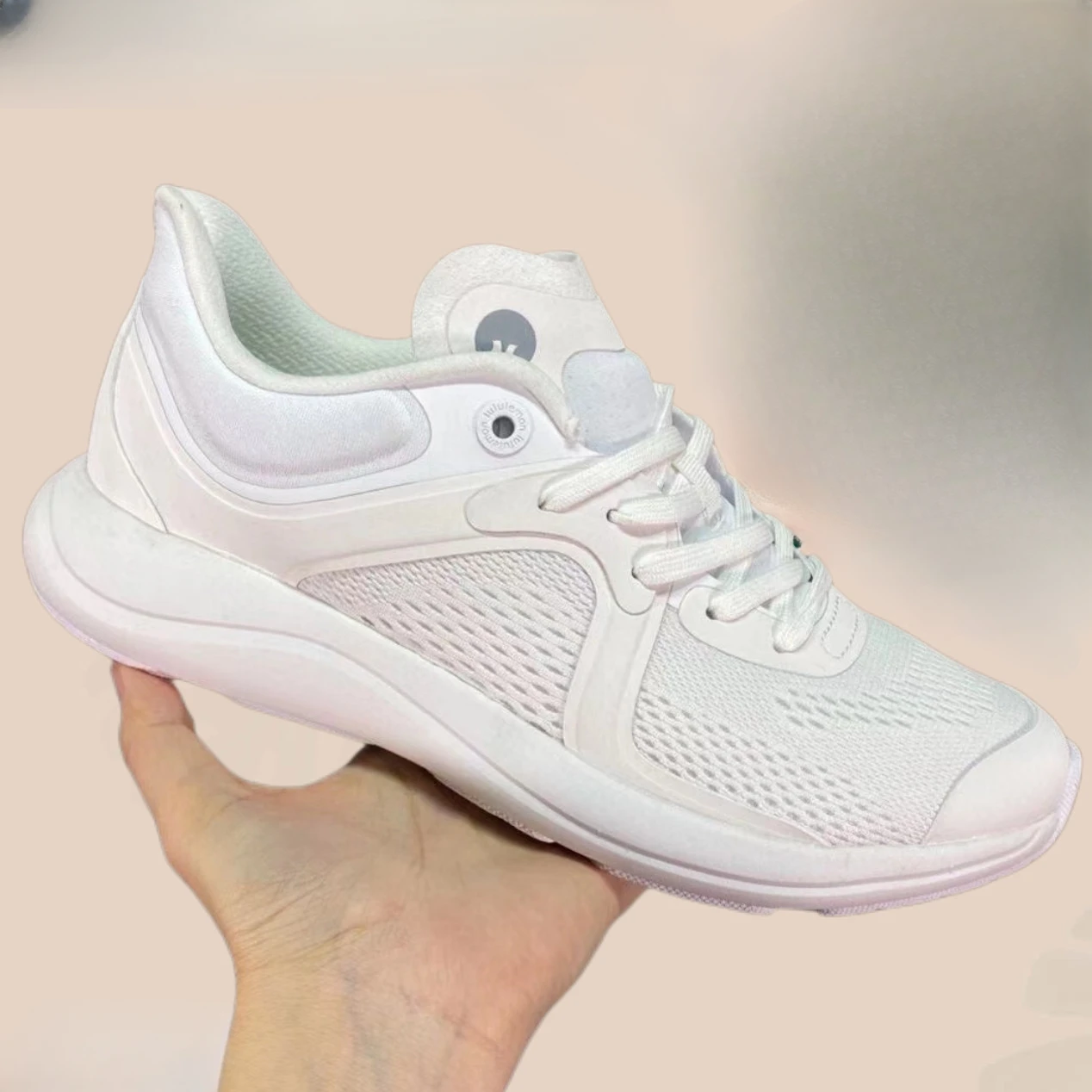 Luluwomen Sports Shoes Low Top Running Shoes Fabric Breathable Foam Soft Sole Yoga Fitness Leisure Running Shoes