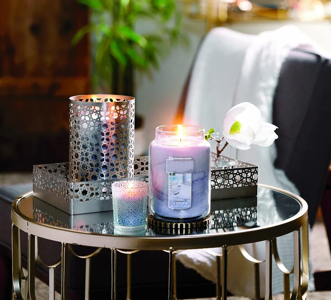 Luxury scented candles soy wax and fragrance oils aromatherapy aroma candles with glass jar tin gift box