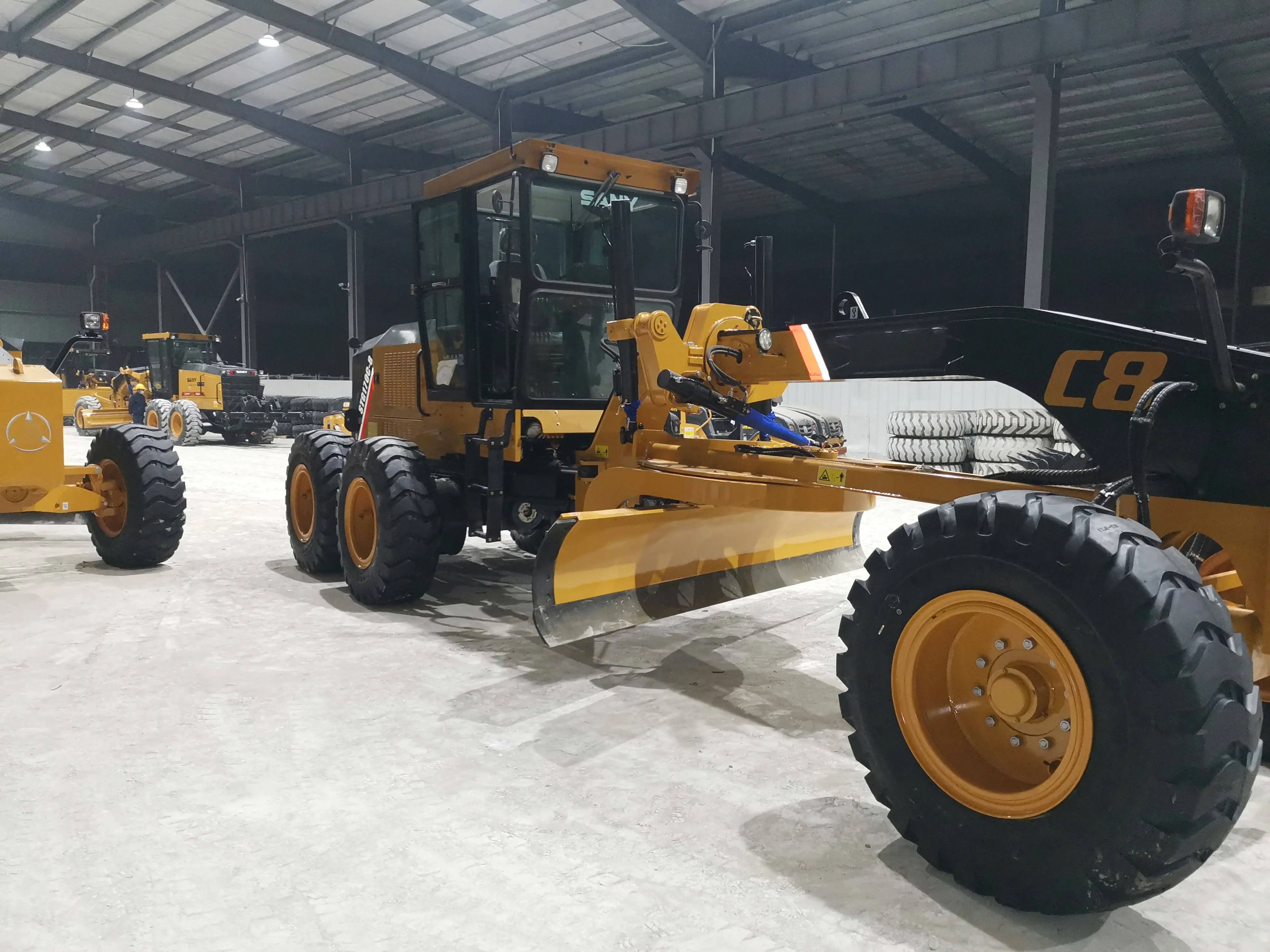 Абсолютно Новый 170HP 190hp автогрейдер STG170C-8 Stg190C-8 с передним лезвия и задний