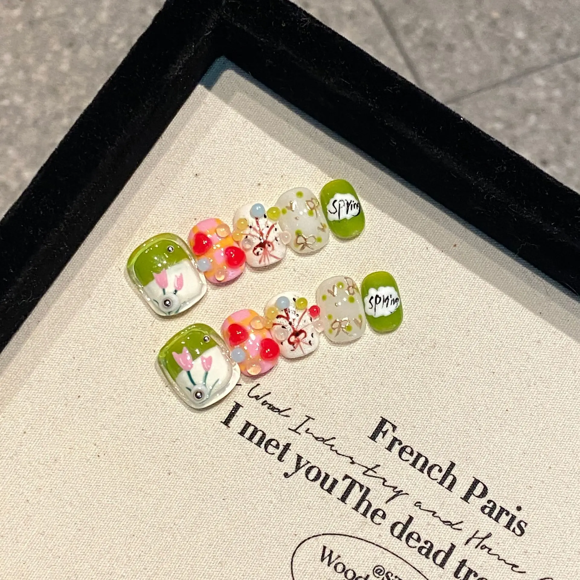 Factory  high quality french reusable Sweet lovely hand-painted small flowers3D Colorful Charms Artificial false press on  nails