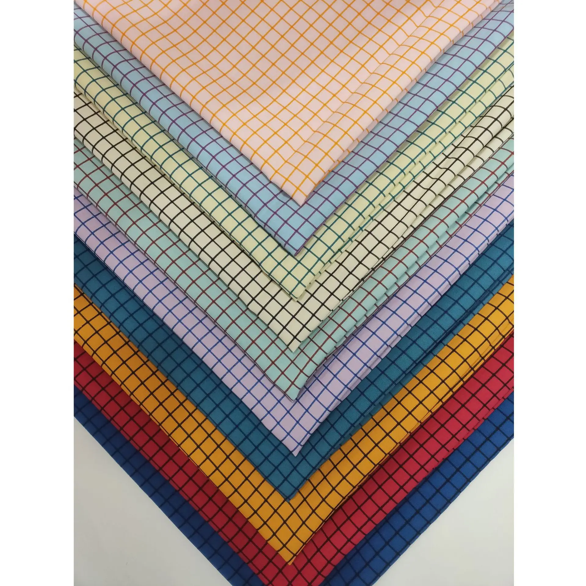 Low moq rayon poly blend yarn dyed check plaid shirting fabric for children dress