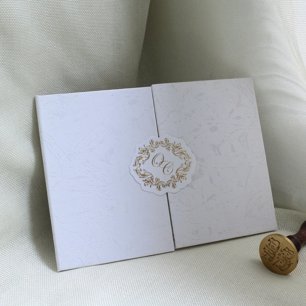 White Color Tag Decoration Gatefold Hardcover Invitations Wedding Invite with Pocket