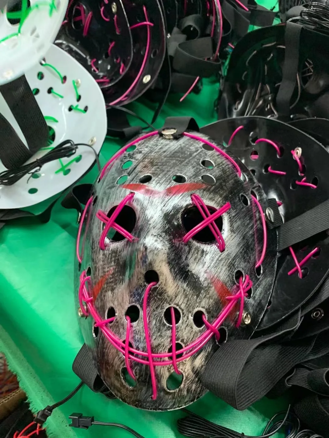 Halloween LED Masks LED Purge Mask LED Light Up Mask EL for Cosplay Carnival Parties Grimace Festival Powered Battery