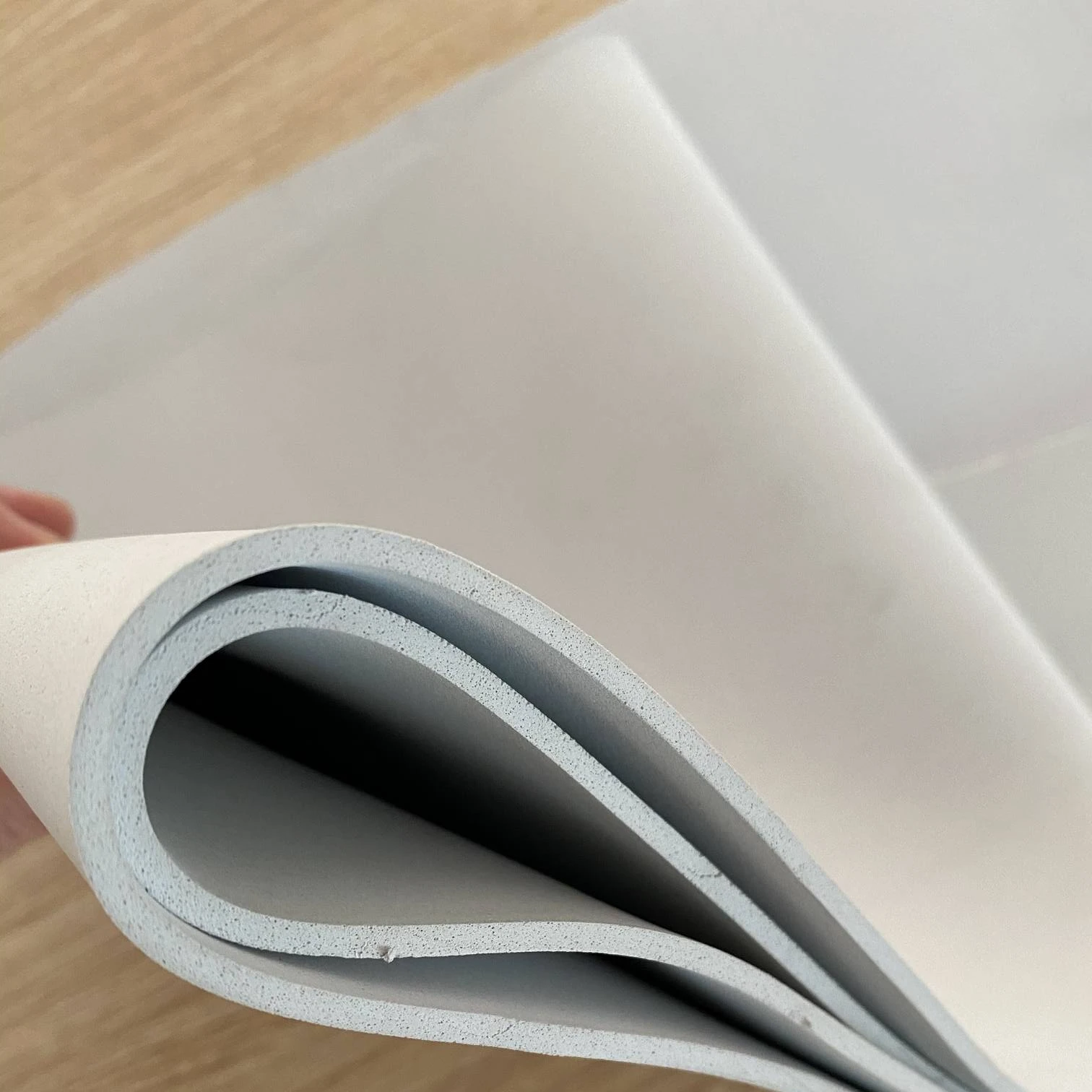 Extruded heat resistant Closed Cell Foam NBR sbr EPDM neoprene 3mm Rubber Roll/rubber sheet