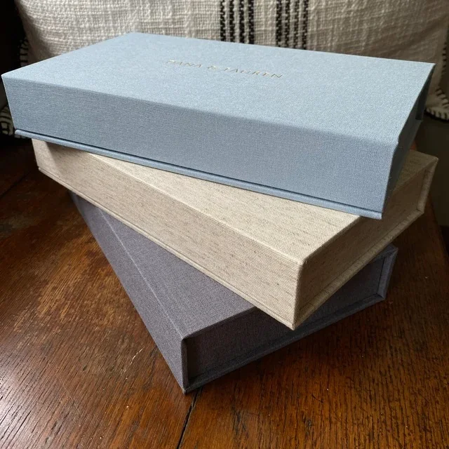 Wholesale Small Black Custom Design Personalized Rigid Paper Cardboard Usb Flash Disk Packaging Magnetic Closure Gift Box