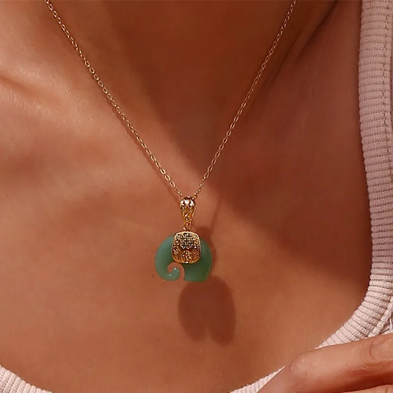 18K Gold Plated Green Hetian Jade Elephant Pendant Necklace for Women Fashion New Stainless Steel Necklace for Weddings Gifts