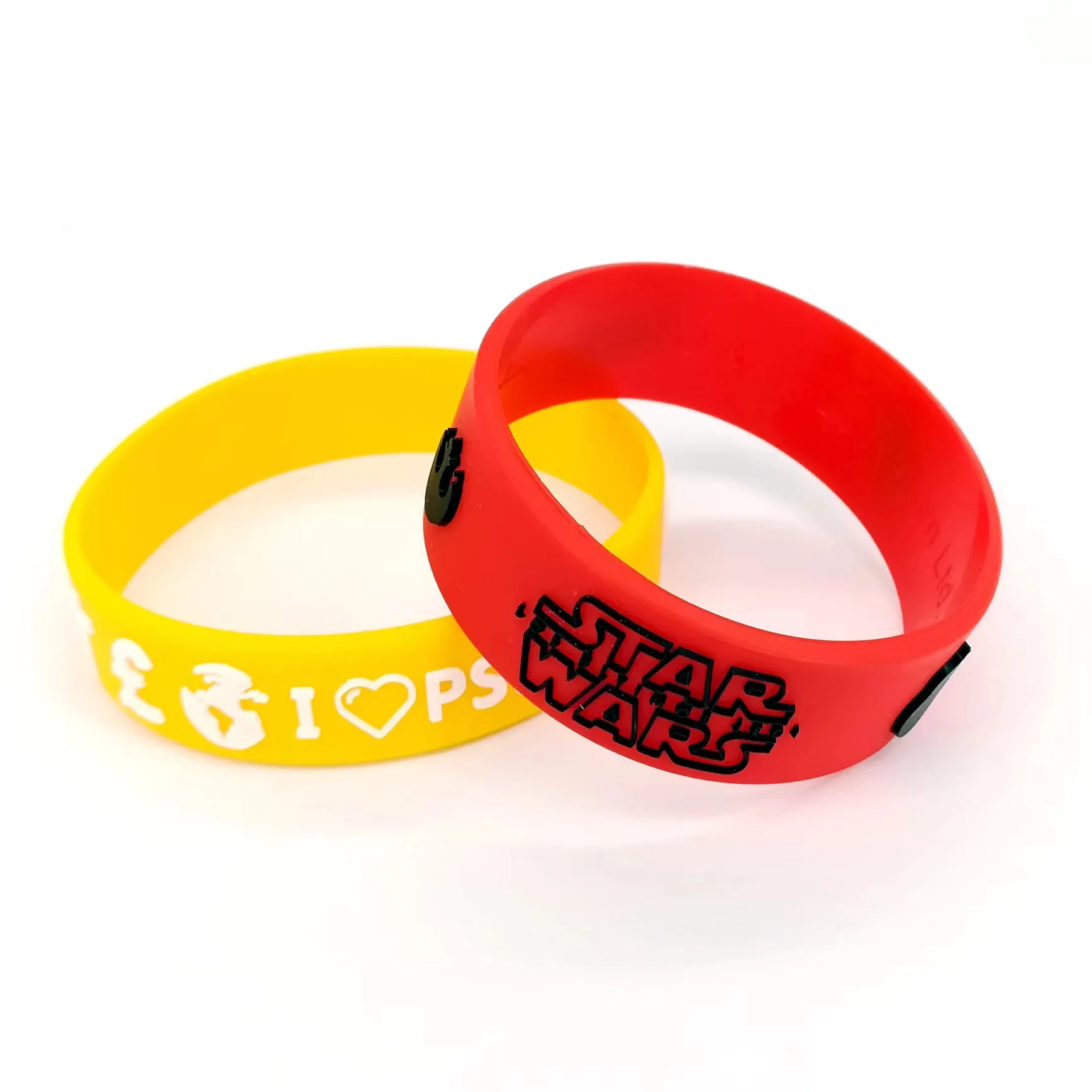 Hot sale high quality silicone bracelet fashion custom design large bracelet qr rubber bracelet customizable