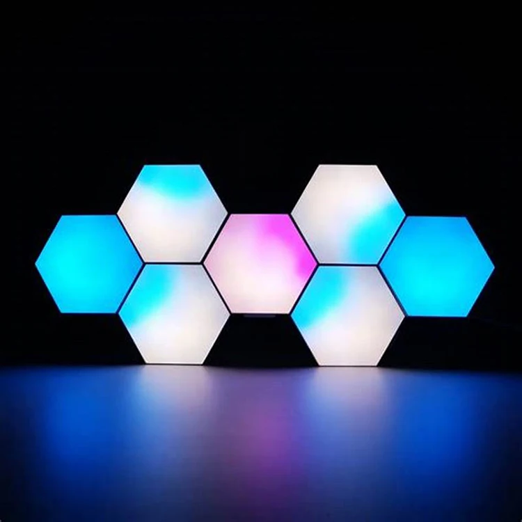 Smart APP Controlled 2022 New Honeycomb Modular Panel LED Light DIY Quantum Hexagonal RGB RGBIC Lamp for Gaming Room Decoration