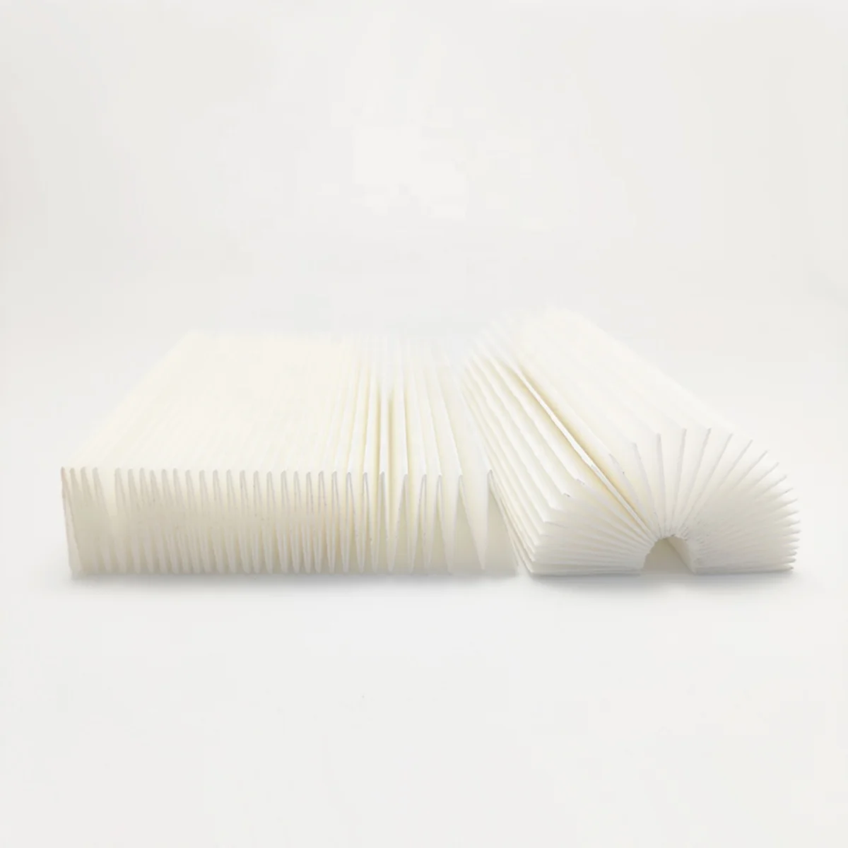 Oil Filter Nonwoven Paper has good filtration and absorption performance